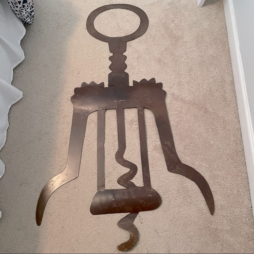 Corkscrew decoration
